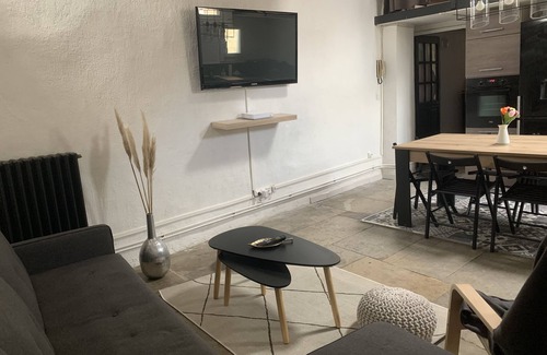 Gambetta Apartamento | Vrbo Property