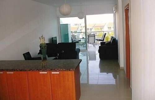Potamos tis Germasogeias Apartamento | Amplio departamento. Cerrado en la zona del distrito de Limassol, cerca de todos los servicios