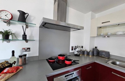 Northampton Apartamento | Spacious Apartment -2 Bedroom With 2 En-suite Bathrooms