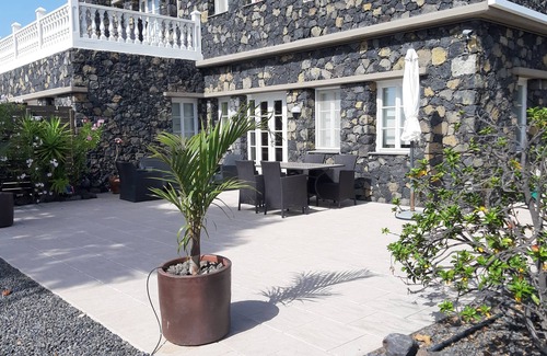 Los Llanos Apartamento | Spacious apartment in a quiet location with fantastic sunsets