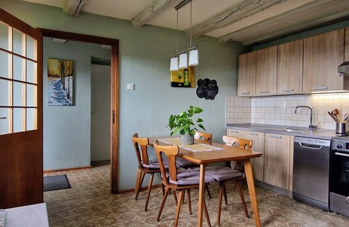 Kambresko Apartamento | Spacious Apartment in an old Farmhouse in Nature