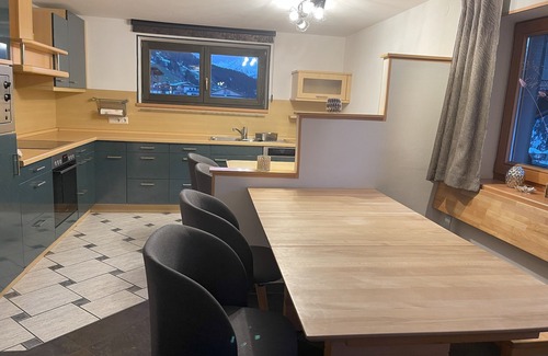 Vorderlanersbach Apartamento | Amplio apartamento en una ubicación céntrica y soleada