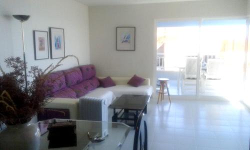 Aguilas Apartamento | Spacious Apartment in Águilas with Sea View and Pool