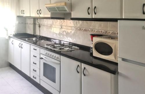Laxe Apartamento | Spacious Apartment in Laxe with Balcony