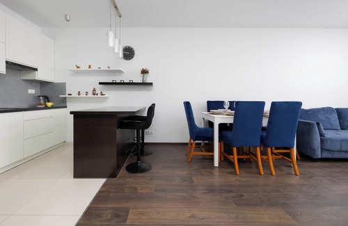 Ursus Apartamento | Skoroszewska 5A | Warsaw | Spacious Apartment | Balcony