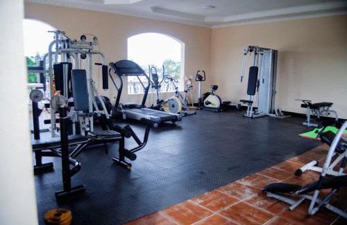 Oyster Bay Casa | Spacious Apartment near the Beach in Masaki