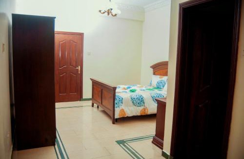 Oyster Bay Casa | Spacious Apartment near the Beach in Masaki