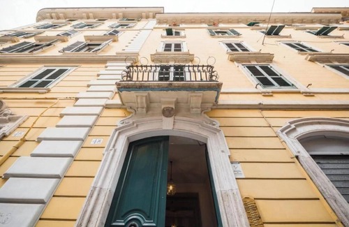 Prati Apartamento | Spacious Apartment Near Vatican and Rome's Historic Center