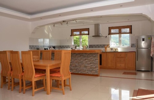 Mahebourg Villa | Spacious apartment, Swimming pool, APT 2
