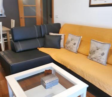 Tabernas Apartamento | Spacious apartment with mountain view in Tabernas, 99 sqm