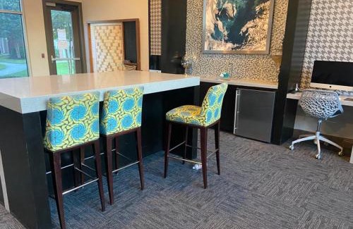 College Park Apartamento | Spacious Apartments in The Woodlands, TX