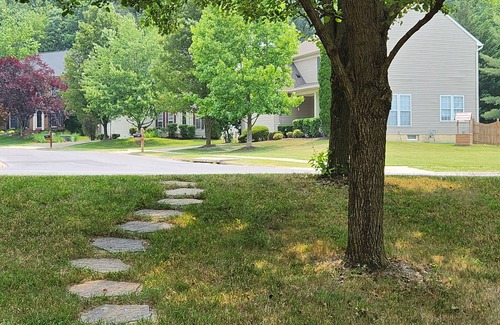Linganore-Bartonsville Apartamento | SPACIOUS Apt in popular community w/ private patio, 8 min to Downtown Frederick
