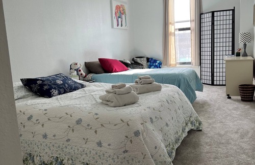 Milan Apartamento | Spacious Apt in Vibrant Downtown Milan Michigan, Between Ann Arbor and Detroit