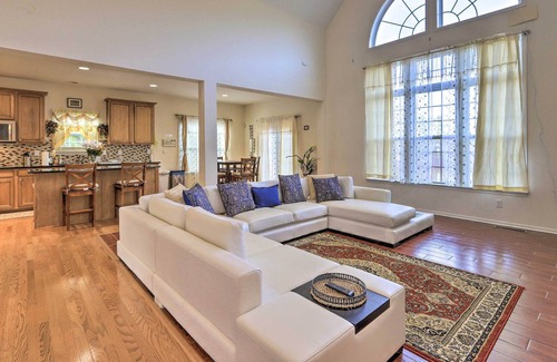 Fairburn Casa | Spacious Atlanta Home with Lake Access & Deck!
