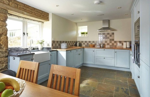Shutford Casa | Amplia conversión de granero en un tranquilo pueblo de Oxfordshire