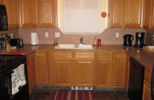 Ogden Condominio | Amplio 3 dormitorios / 2ba Town Home Pet-Friendly cerca de la histórica 25