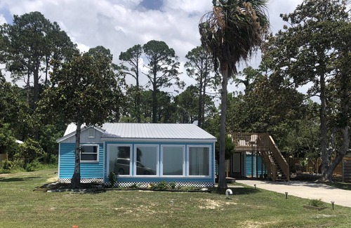 Eastpoint Casa | Spacious Bayfront 3BR 3BTH - 5 minutes from St. George Island
