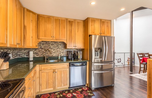 Solana Beach Casa | ¡NUEVO LISTADO! Casa de playa espaciosa recientemente renovada