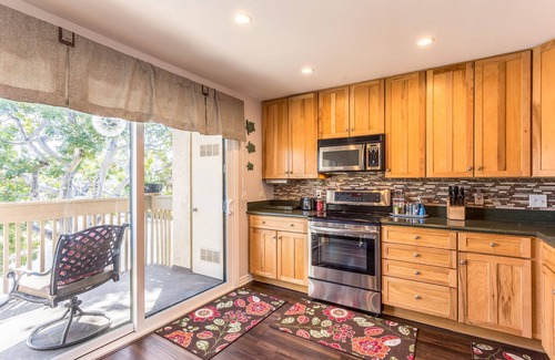 Solana Beach Casa | ¡NUEVO LISTADO! Casa de playa espaciosa recientemente renovada