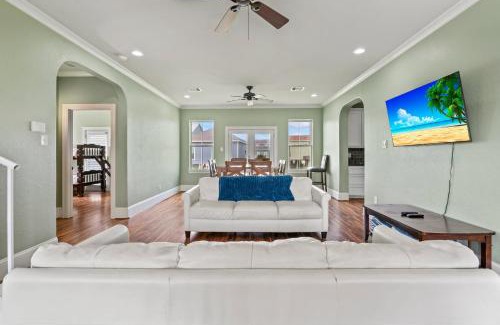 Pointe San Luis Casa | Spacious Beach Retreat Sleeps 25 Perfect for Families Groups