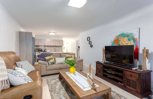 Big Bay Apartamento | Apartamento espacioso en la playa - Salte y salte desde Blouberg Beachfront