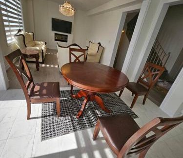 Wasaga Beach Casa | Spacious Beachside Retreat in Wasaga Beach
