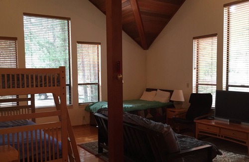 West Meadows Casa | Amplia y hermosa casa en West Meadow.