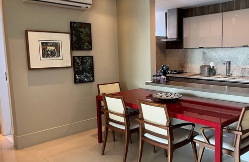 Dois de Julho Apartamento | Spacious Bedsitter View to the Bay of All Saints