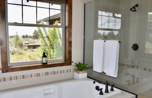 Powell Butte Casa | Spacious Brasada Ranch Resort Home