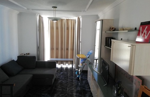 Playa de Arinaga Apartamento | Amplio,luminoso piso con 3 Dormitorios, Salón - Cocina/Comedor y 1 Baño.