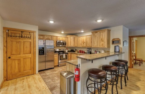 Lead Cabina | Spacious Cabin-Terry Peak-Hot Tub-ATV Trails-Ski