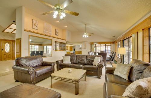 Apple Valley Casa | Spacious California Oasis Patio, Fireplace and Pool