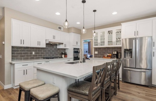 Rancho Penasquitos Casa | Spacious Canyon-View Retreat - Serene, Family-Friendly, Pool, Sauna & Game Room