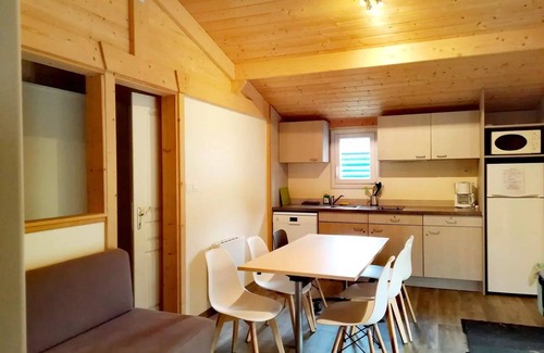 Vouneuil-sur-Vienne Chalet De Esquí | Geräumiges Chalet mit 3 Schlafzimmern und 2 Bädern 6 Personen