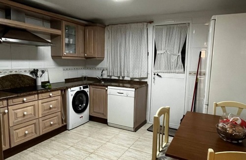 El Casar Chalet De Esquí | Amplio chalet en Madrid para 12 personas