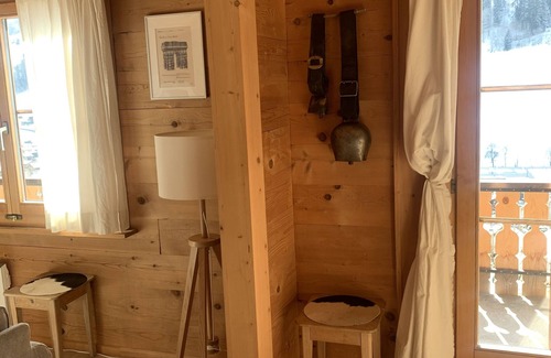 Kublis Chalet De Esquí | Amplia casa con un gran jardín en la ladera orientada al sur por encima de Küblis - Klosters / Davos