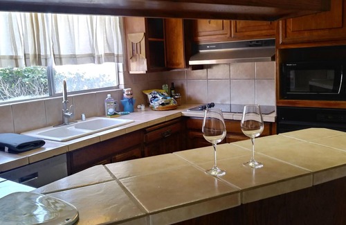 Richmond Annex Casa | Amplio Charmer East Bay Home con capacidad para 11 personas. 寬大 迷你 风格