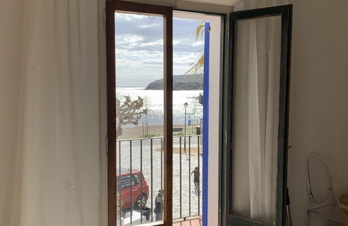 Cadaques Apartamento | Amplio y encantador apartamento a Cadaques junto al mar