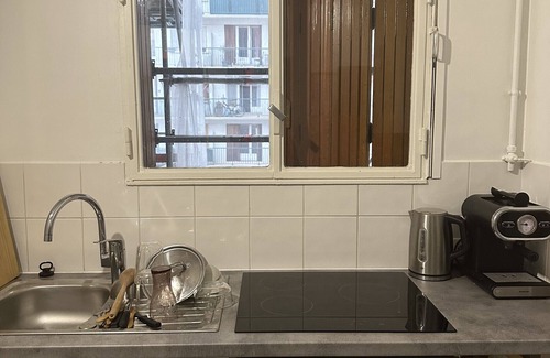 Republique–Point-du-Jour Apartamento | Amplio estudio con encanto ideal parejas o familias.