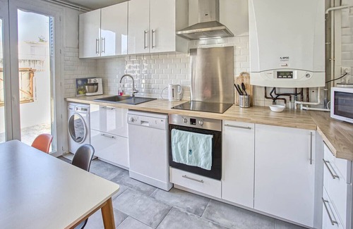 Angouleme Apartamento | Spacious chic haven in Angoulême