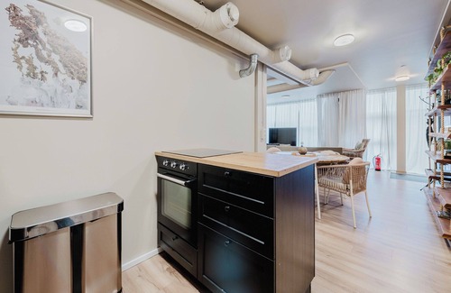 Vesturbær Apartamento | Spacious city center 3-bedroom apartment with WiFi and free parking