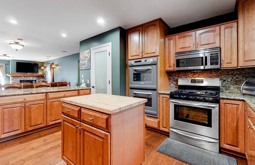 Arrowbear Lake Casa | Spacious, classic home near skiing - fireplace, game room & summer seasonal pool