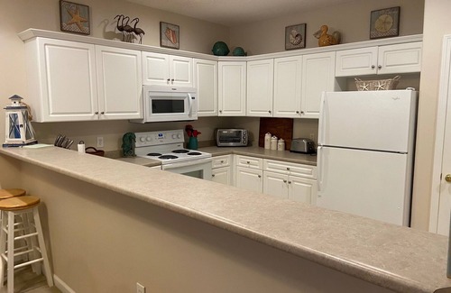 Long Beach Condominio | Piscina, jacuzzi, vista al mar, espacioso, ascensor, + extras. Perfecto para familias.