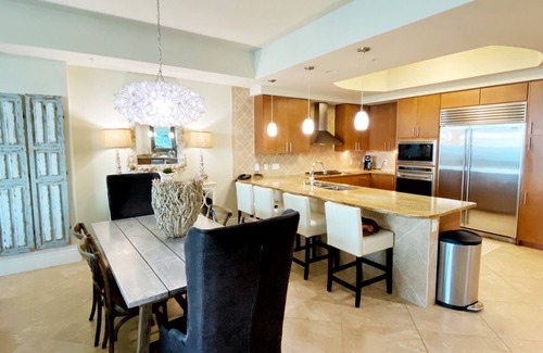 Orange Beach Condominio | Frente a la playa de lujo, lugar turquesa, limpio, espacioso, cargado con todo.