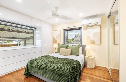 Sunnybank Casa | Spacious Comfort for Families Eat Stay Explore