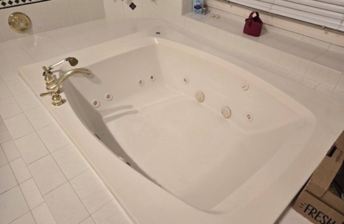 Fox Valley Casa | Spacious Comfort with Warm Hospitality — Attentive Yet Unobtrusive Host Support