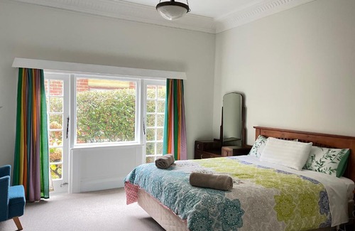 Dunedin Casa | Spacious comfortable character House -Maori Hill
