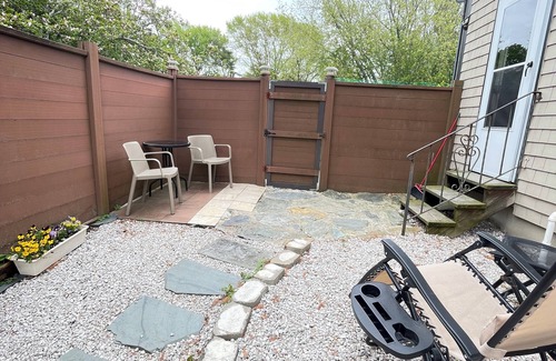 Middletown Apartamento | Spacious, comfortable rooms near beach & Newport