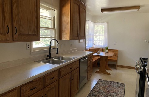 Rapid City Casa | Spacious, comfortable, clean, central location!