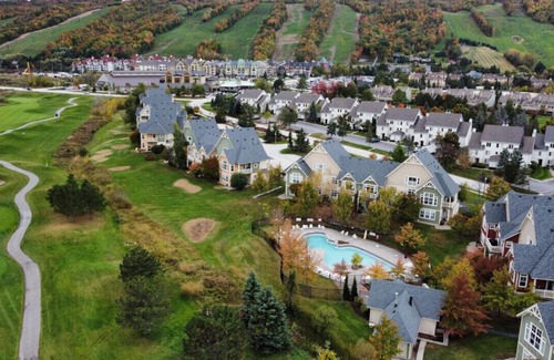 The Blue Mountains Condominio | Spacious Condo next to The Blue Mountains w/ Patio